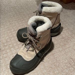 Women’s Columbia Snow Boots